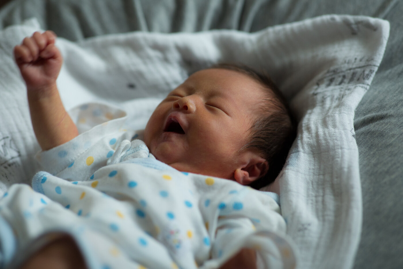 赤ちゃんの保湿はいつから始める 大切な肌を守るためにやりたいこと ベビーケア 妊娠 育児のお役立ちコラム アラウ ベビー